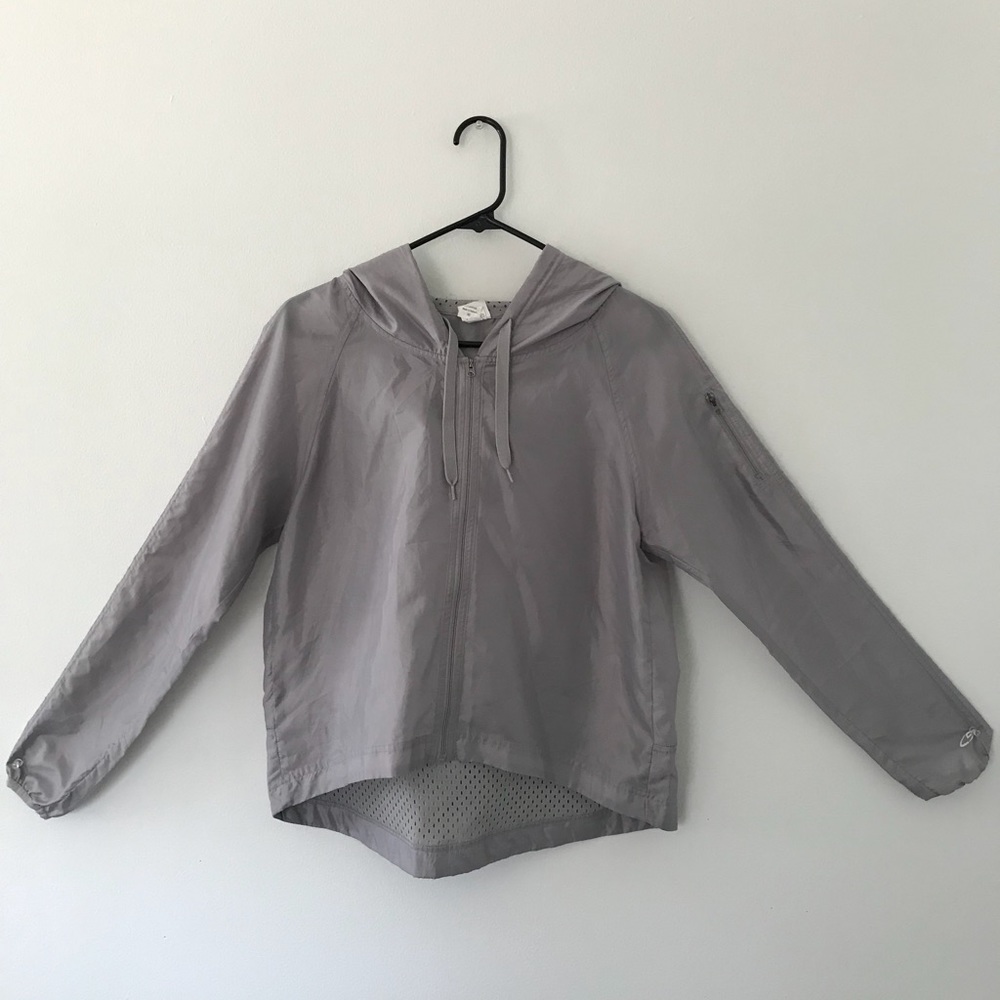 Super lightweight jogger zip up